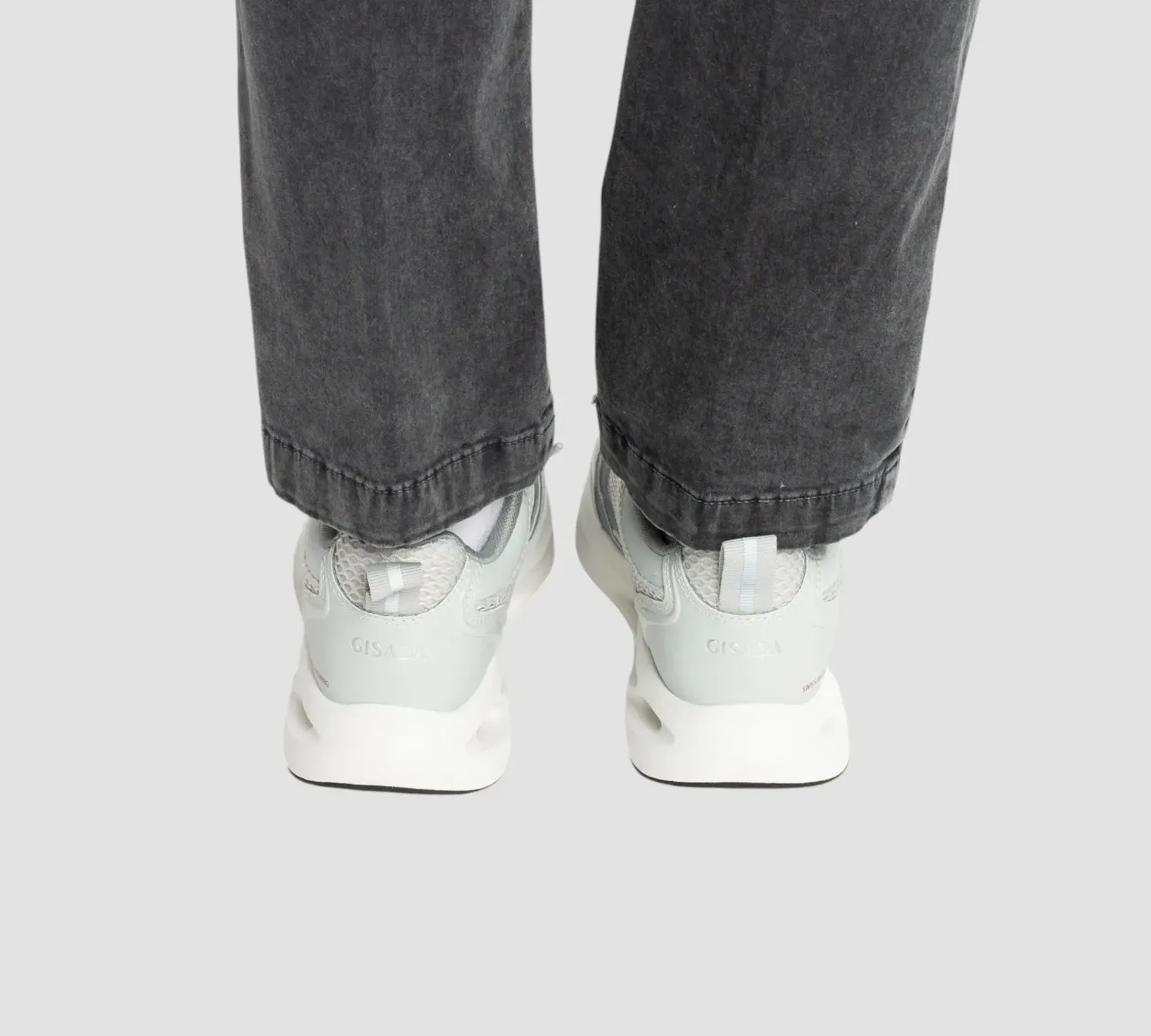 Gisada Runner 16000 sneakers grå mesh unisex