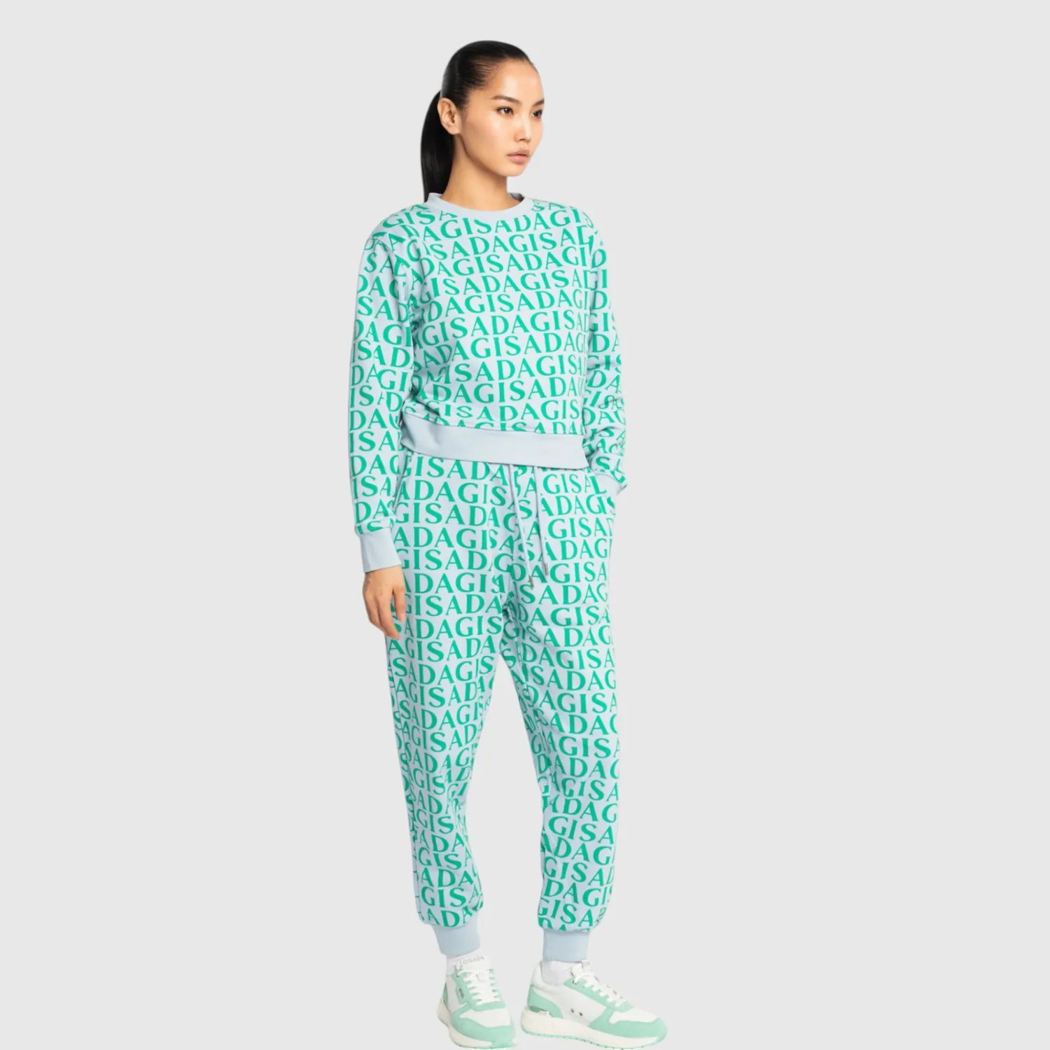 Gisada 6005 sweatshirt ice blue crop monogram